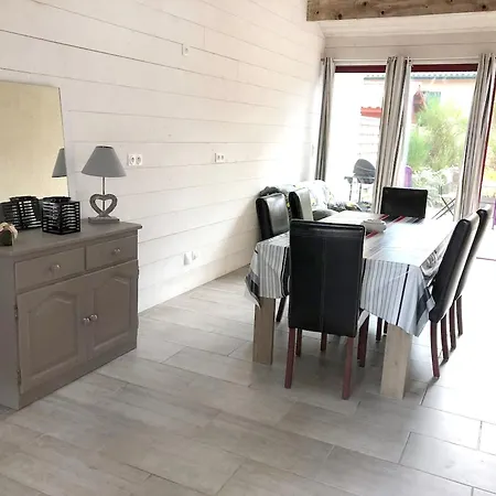 Ferienhaus Maison De 2 Avec Piscine Partagee Et Terrasse A Et Maa A 2 Km De La Plage Moliets-et-Maa