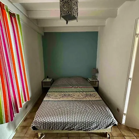 Ferienhaus Maison De 2 Avec Piscine Partagee Et Terrasse A Et Maa A 2 Km De La Plage *
