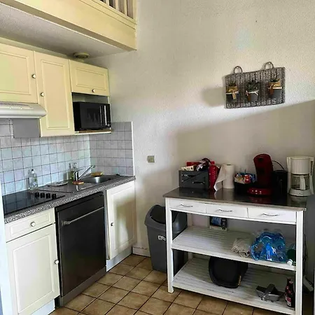 Ferienhaus Maison De 2 Avec Piscine Partagee Et Terrasse A Et Maa A 2 Km De La Plage *